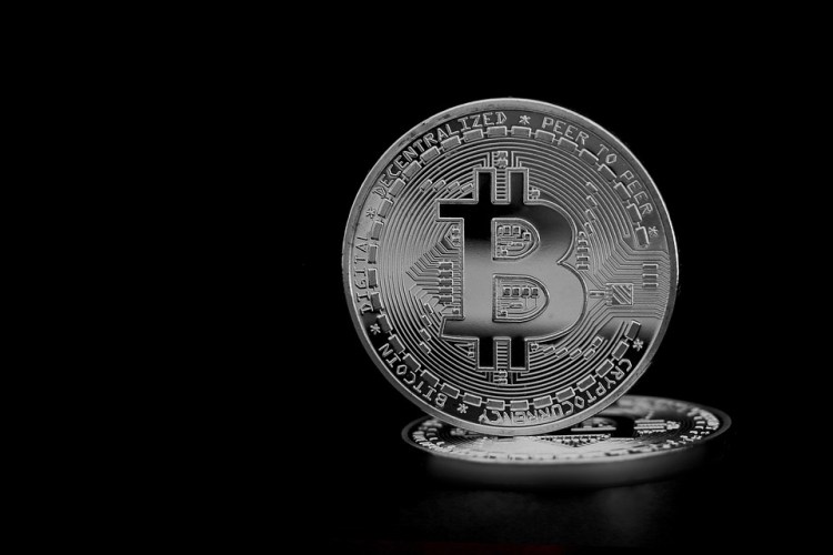 bitcoin-latest-green-candle-sparks-questions-–-is-a-real-reversal-in-sight? bitcoin-latest-green-candle-sparks-questions-–-is-a-real-reversal-in-sight?