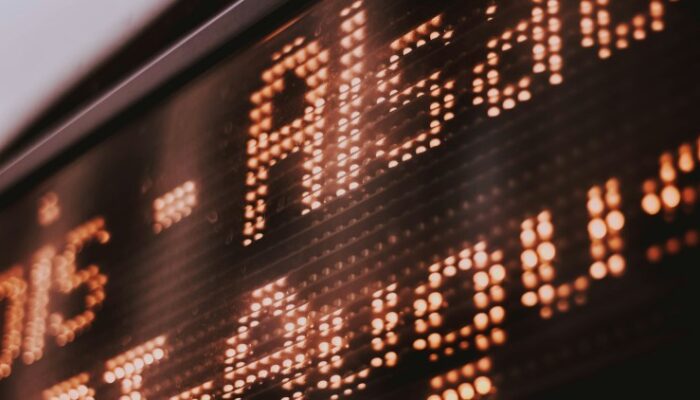 solana,-litecoin,-hedera-etfs-ready?-experts-expect-tuesday-launch-despite-goverment-shutdown