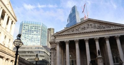 global-regulators-review-crypto-banking-rules-amid-stablecoin-surge