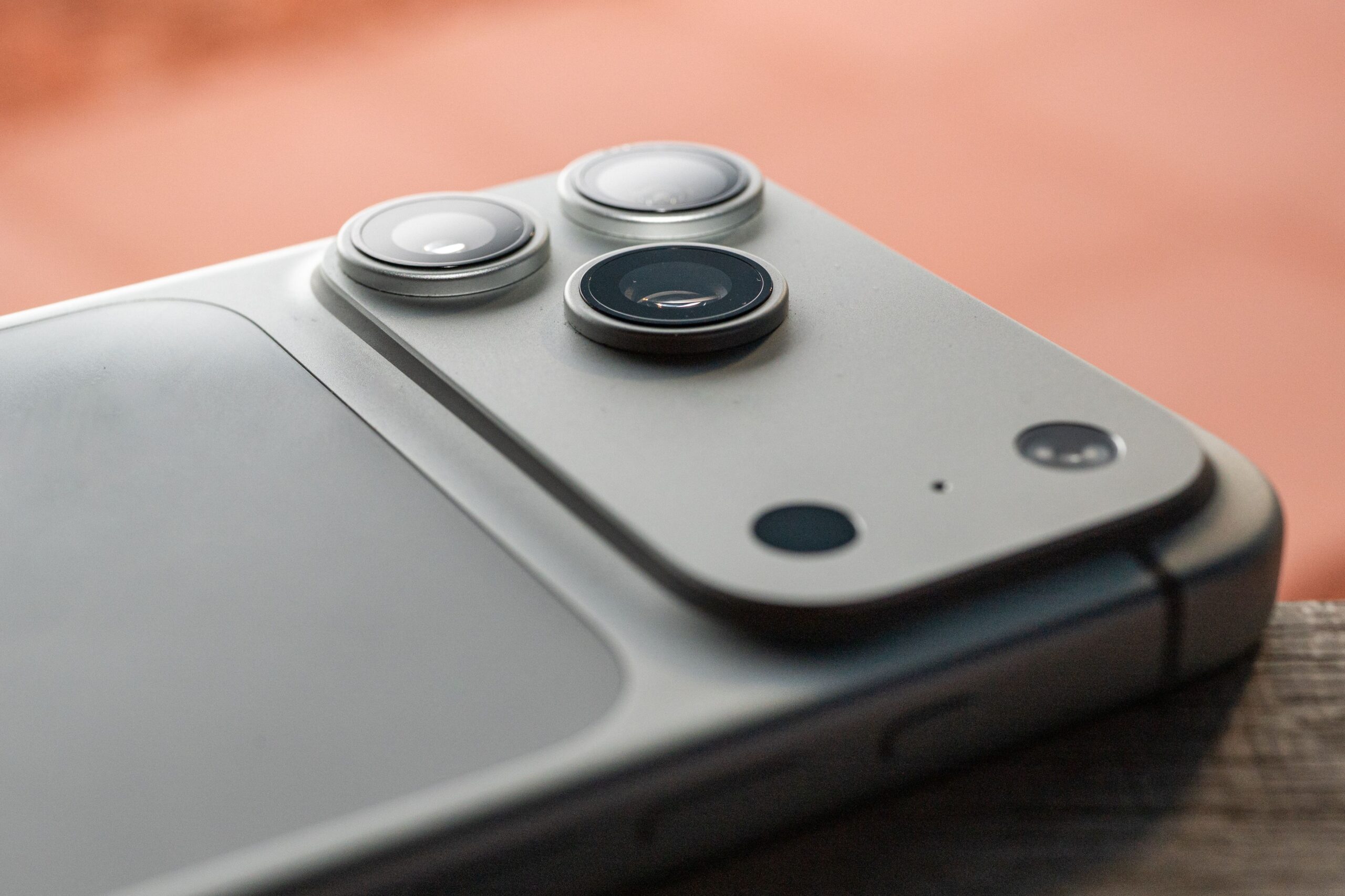 want-to-lock-down-your-iphone?-here-are-the-settings-to-change