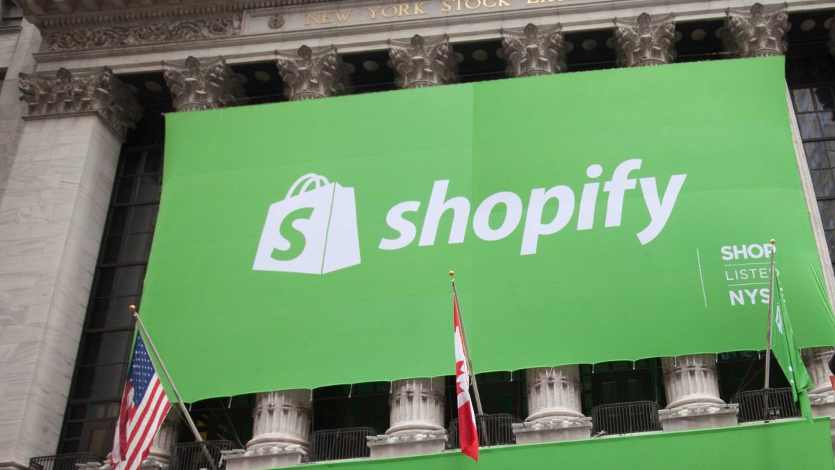 shopify-says-ai-traffic-is-up-7x-since-january,-ai-driven-orders-are-up-11x shopify-says-ai-traffic-is-up-7x-since-january,-ai-driven-orders-are-up-11x