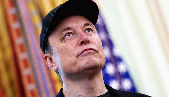 tesla-shareholders-approve-elon-musk’s-$1-trillion-pay-package tesla-shareholders-approve-elon-musk’s-$1-trillion-pay-package