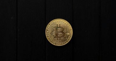 bitcoin-faces-short-term-holder-capitulation-as-65,200-btc-moves-to-exchanges bitcoin-faces-short-term-holder-capitulation-as-65,200-btc-moves-to-exchanges