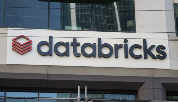 databricks reportedly-in talks-to-raise funding-at-a-$130b+-valuation