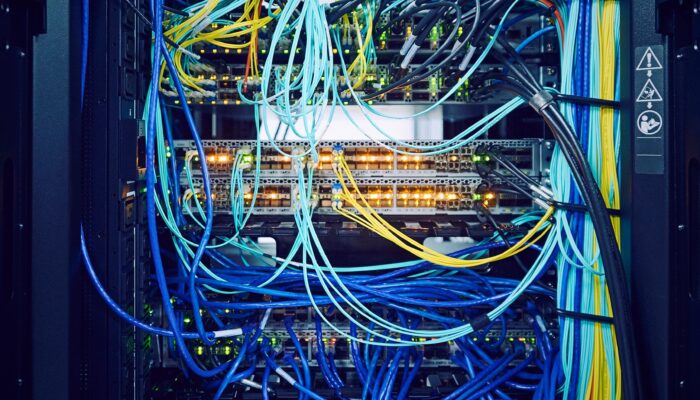 with-the-rise-of-ai,-cisco-sounds-an-urgent-alarm-about-the-risks-of-aging-tech