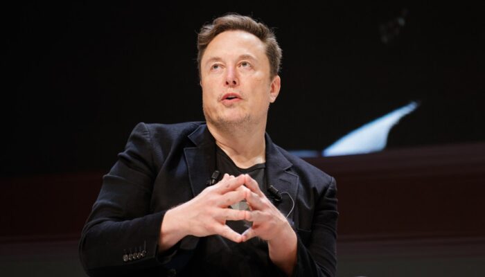 grok-says-elon-musk-is-better-than-basically-everyone,-except-shohei-ohtani
