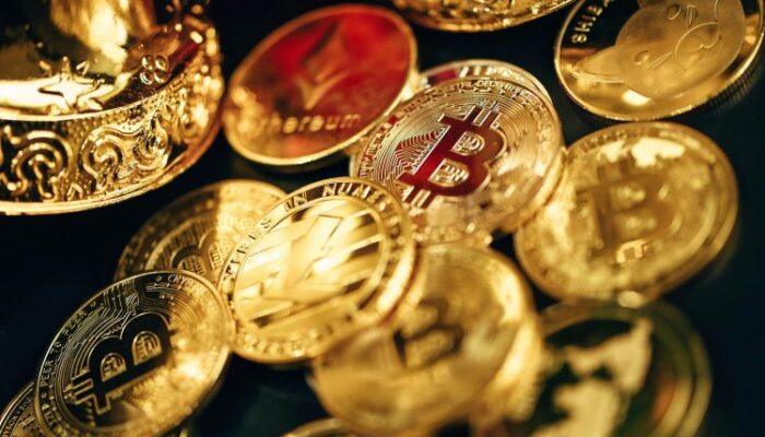 is-strategy-buying-bitcoin-again?-saylor’s-‘green-dots’-suggest-yes