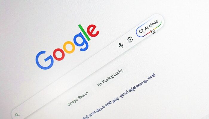 google-tests-merging-ai-overviews-with-ai-mode