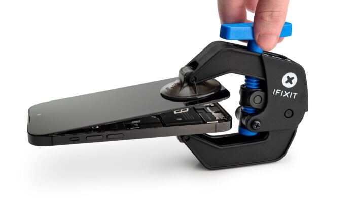 ifixit-put-a-chatbot-repair-expert-in-an-app